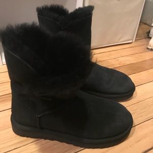 Women’a bailey button UGG Boot